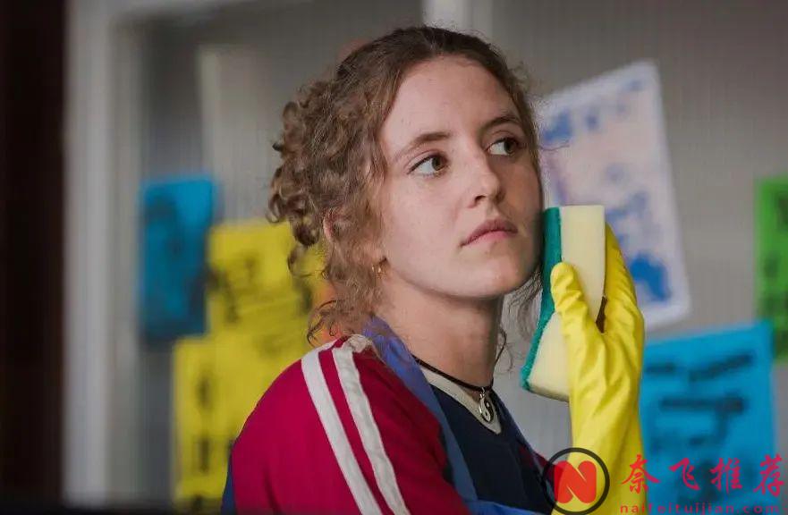 英剧搞笑女日常笑死人，宝藏小众高分喜剧《德里女孩》绝对是你剧荒时的解压力作！