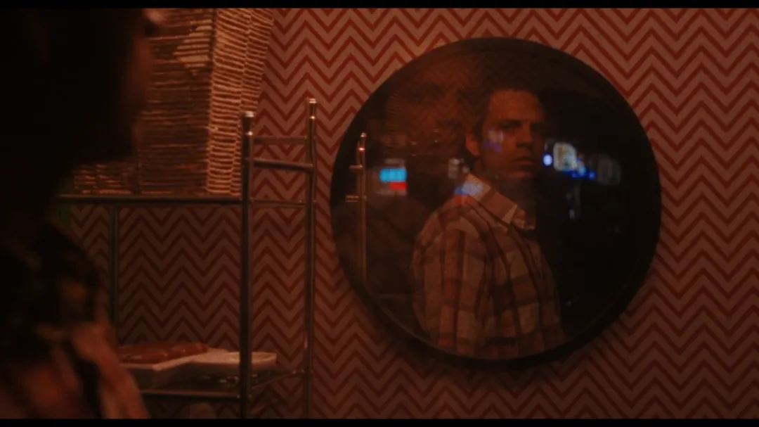 A24重口新作《不同的男人/非常男人》，性转版《某种物质/完美物质/惧裂》！