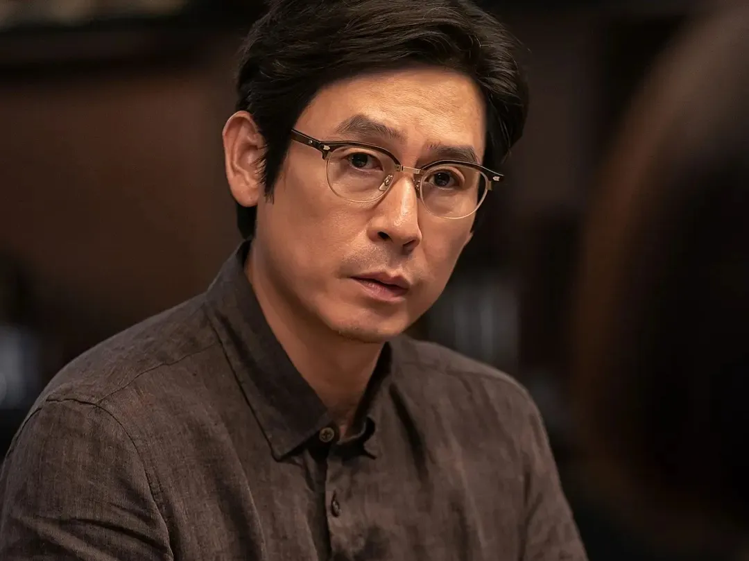 韓國又來一部年度好片《普通家庭/非普通家族》，爛番茄打出100%的口碑，並一舉奪得票房榜首