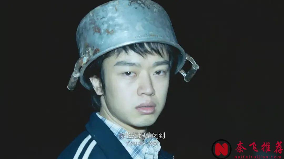 风格化科幻喜剧电影《宇宙探索编辑部》，花语伪科幻片中的佼佼者！