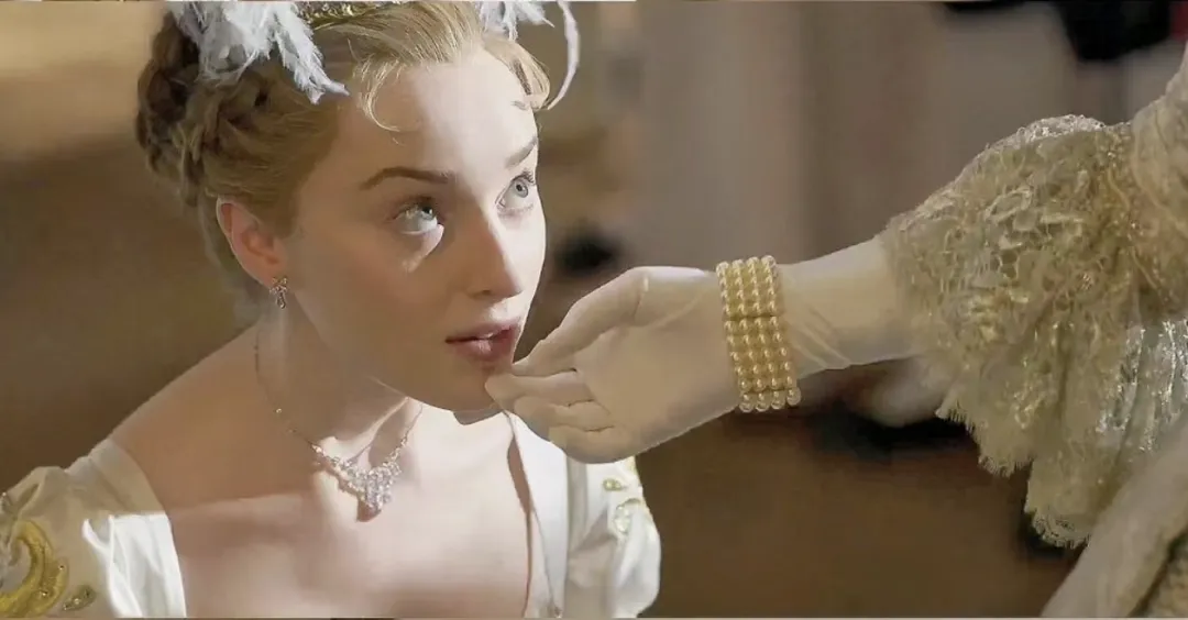 分享三部尺度炸裂的高分美剧！