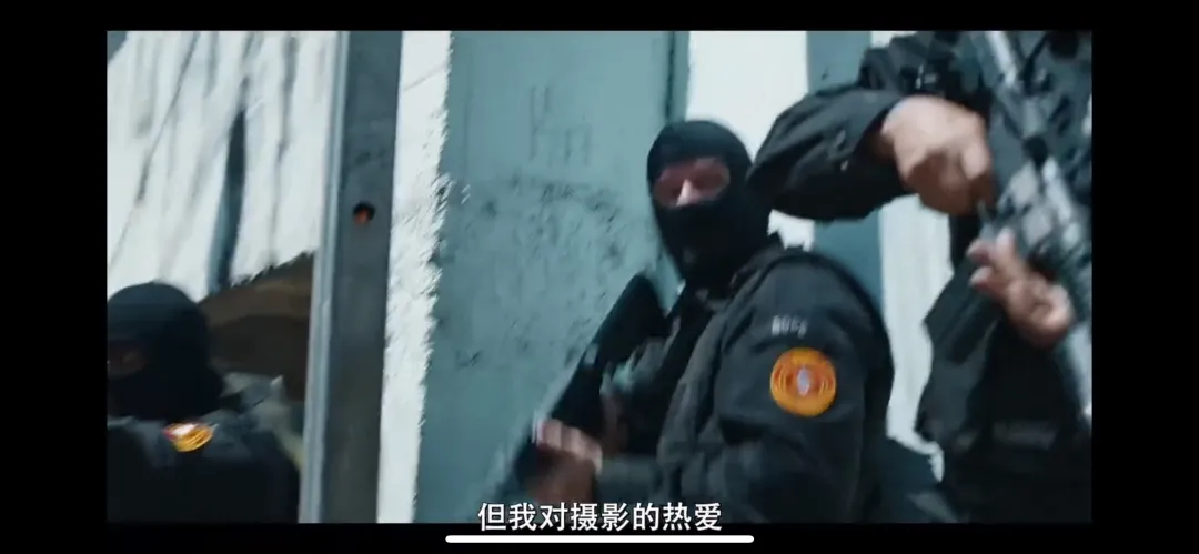 《上帝之城/無主之城/無法無天》20年後暴力在Cidade de Deus的貧民窟中依舊頑固存在！