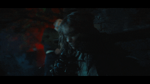 復仇爽劇《甜豌豆》上線了，講述一個乖乖女是如何變成殺人狂的！