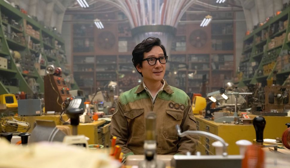 漫威影集《洛基》第二季最新預告公開，洛基竟產生時空變異？