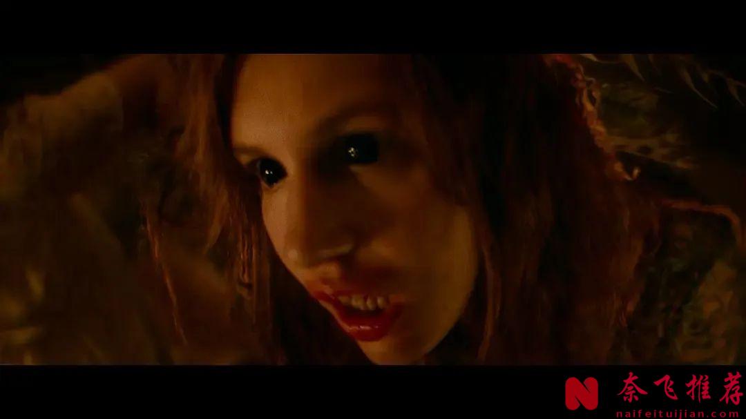 全员恶人，10女2男被困孤岛荒野求生，这部《黄蜂》美剧太生猛了