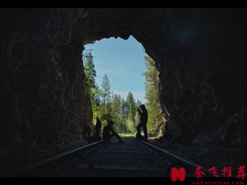 Netflix在聖丹斯電影節口碑炸裂的新片《火車夢》：不是史詩，勝似史詩！