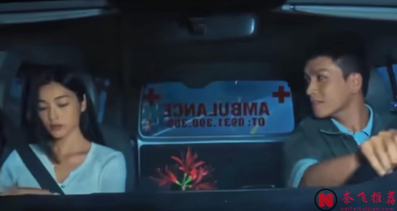 越南最新恐怖片《搭车客》：大学毕业生深夜运尸，遭遇恐怖事件