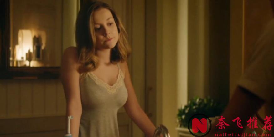 出道即巅峰，绝美颜值+顶级身材「艾斯特·爱珀斯托」的影视名场面，难怪姆巴佩都为她沦陷