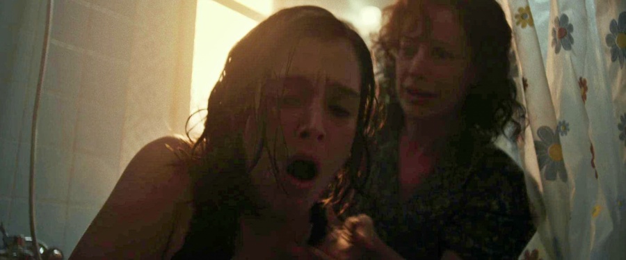 西班牙恐怖電影「聖餐娃娃的詛咒」怎麼樣？真實都市傳說改編！聖餐女孩成邪惡咒靈！