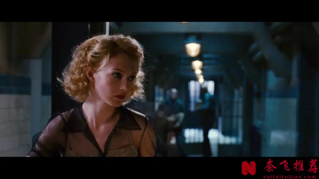 狂删四分之一时长（35分钟）才勉强上映的电影《黑皮书/惊惧黑书/黑色名册》，大胆的风格，让人脸红心跳