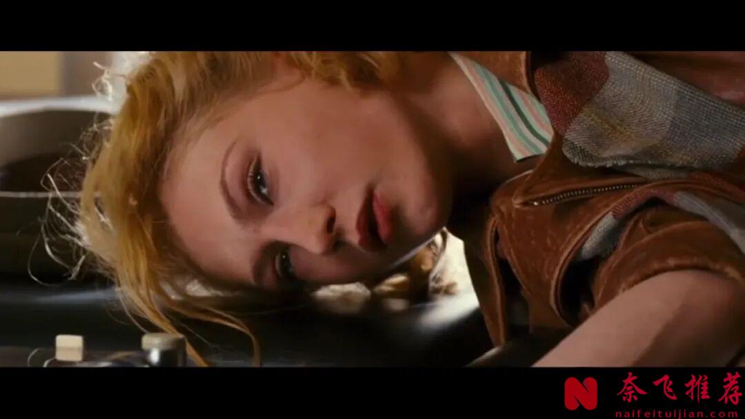 狂删四分之一时长（35分钟）才勉强上映的电影《黑皮书/惊惧黑书/黑色名册》，大胆的风格，让人脸红心跳