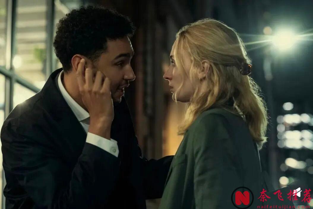 全員惡人，集集高能，這部剛上線的英劇《強制竊賊/公帑之盜/養老金劫案》口碑穩了