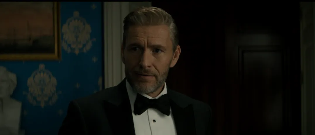 第一集就上头，Netflix高分悬疑新剧《白宫杀人事件》，132个房间157名嫌疑人，太过瘾了！