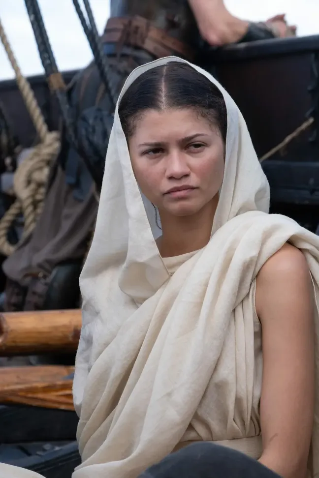 诺兰《奥德赛》观影指南:奥德修斯返乡十二站与背后的诸神博弈