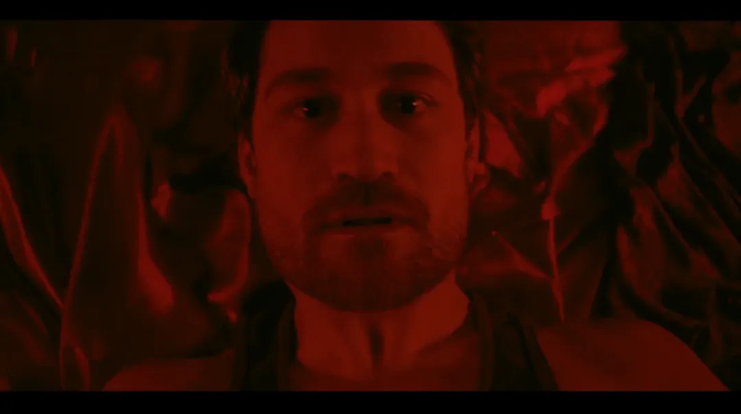 尺度+獵奇度爆表的美國恐怖片《魅魔》已上線！精蟲上腦的已婚男付出了慘痛的代價~