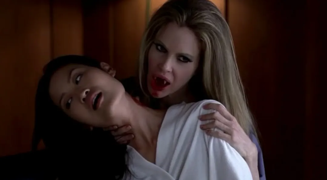 充满荷尔蒙的吸血鬼题材HBO剧集《真爱如血》，血腥与唯美并存，让人脸红心跳，欲罢不能！