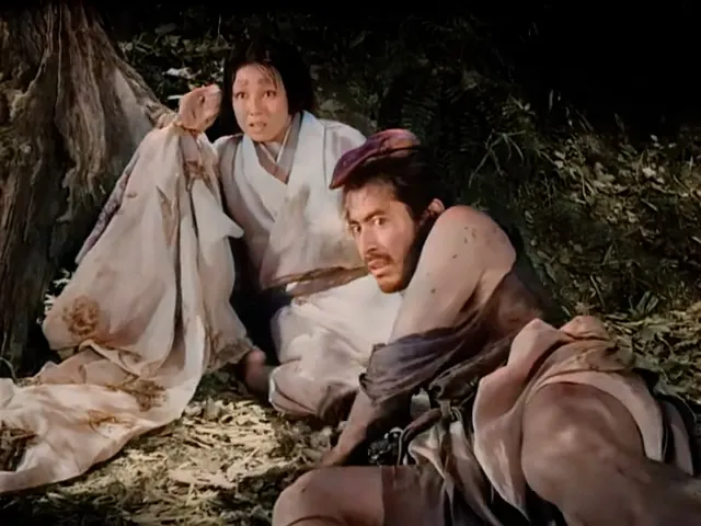 著名日本导演黑泽明的经典成名作《罗生门》，淋漓尽致的呈现出人性之恶！