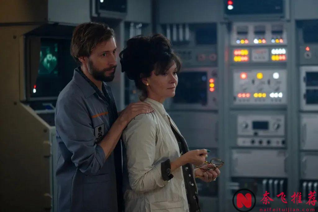 暗影蜘蛛侠帅气登场；《异形：地球》劲爆剧透来了