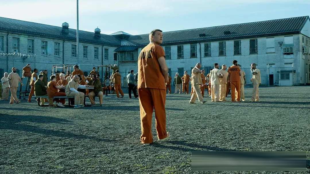 Netflix《我会找到你》：8集讲完一个越狱找儿子的故事