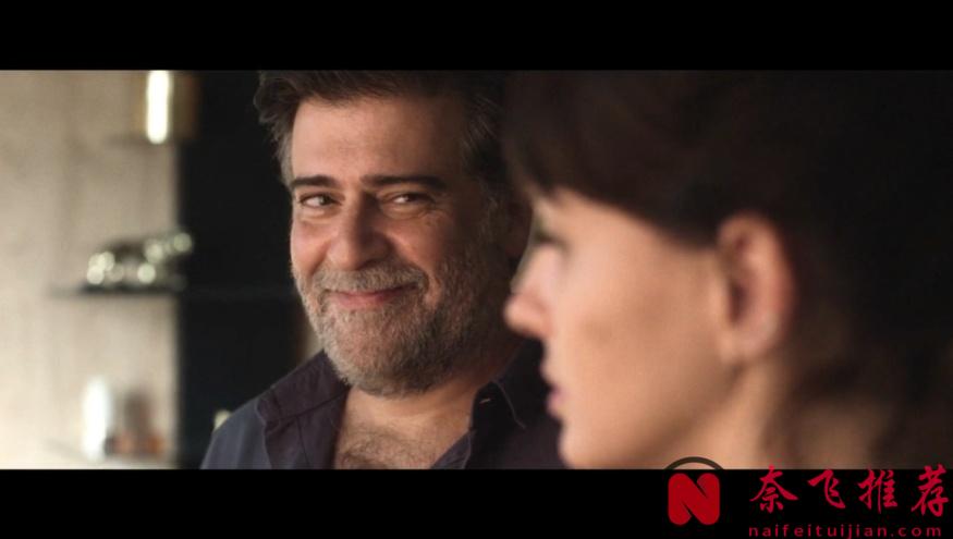 全家爱上女佣，这部西班牙电影《琳达》关系太乱了！