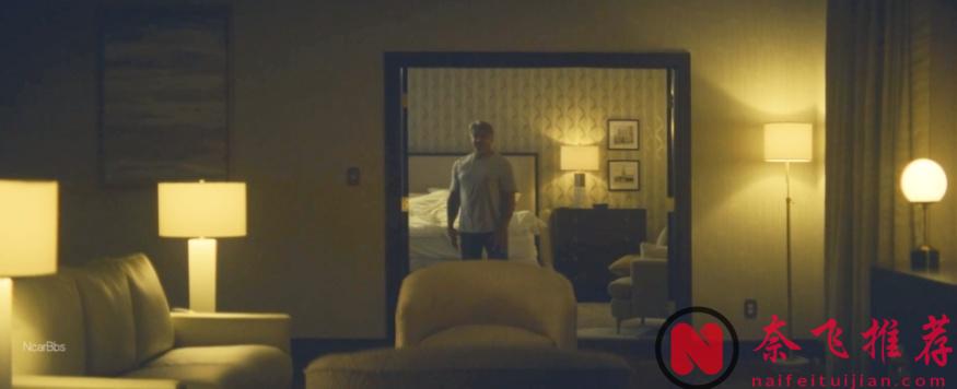 《塔尔萨之王》第二季强势回归，八旬老汉「史泰龙/史特龙」依旧硬核，给我们带来了一场拳拳到肉的黑帮爽剧