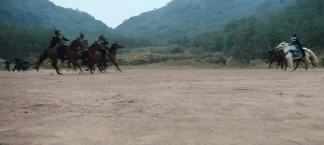 今日開播！40集大陸古裝權謀新劇《流水迢迢》來襲，演員陣容雄厚，越看越上癮！