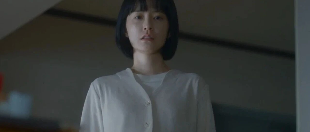 《眠》（港译《枕边怪吓》/台译《鬼梦游》）：李善均生前最后一部恐怖片