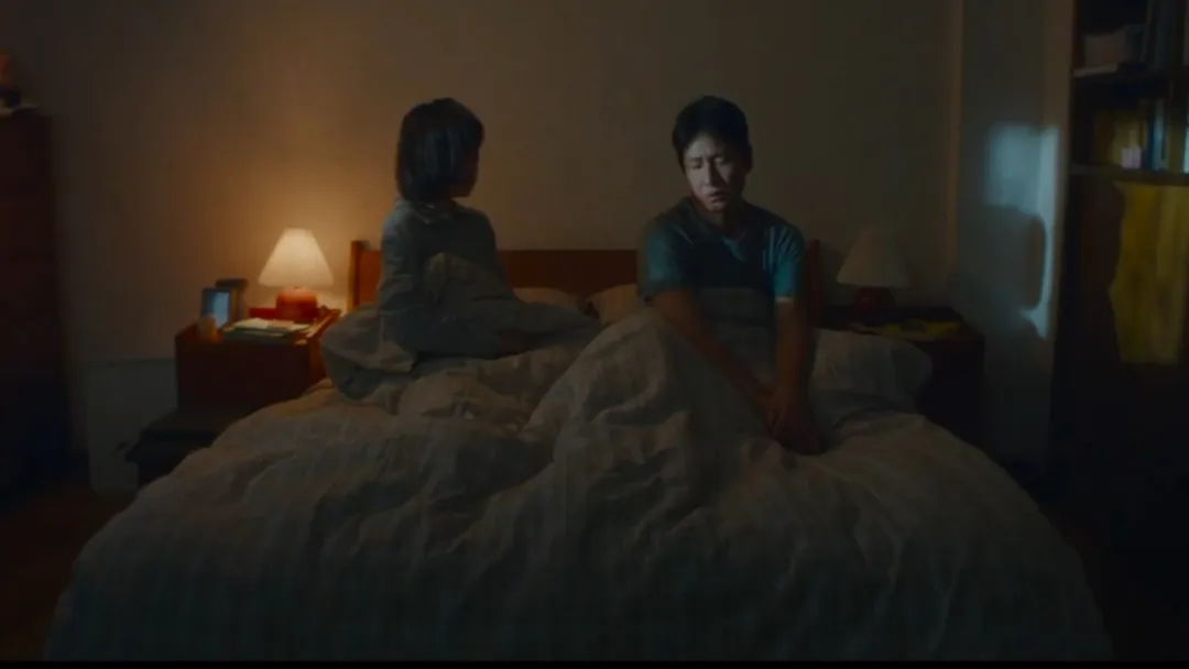 《眠》（港译《枕边怪吓》/台译《鬼梦游》）：李善均生前最后一部恐怖片