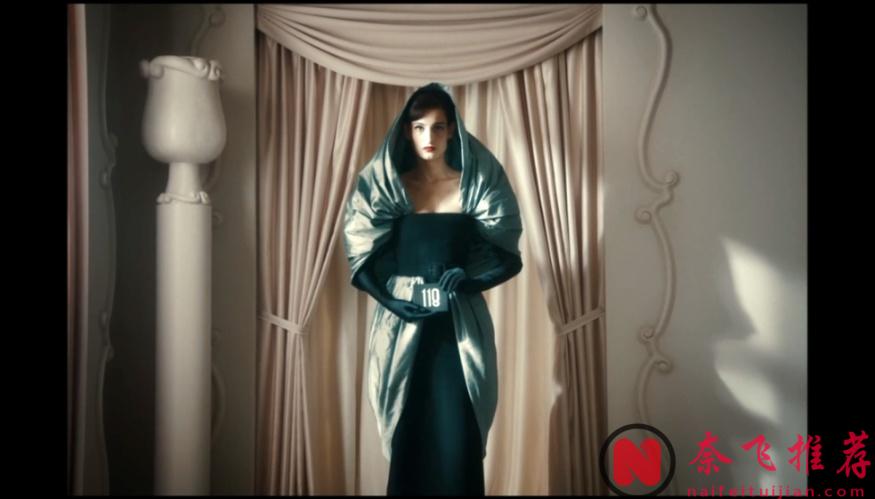 迪士尼也拍时尚大片《巴黎世家/巴伦西亚加/巴隆夏加》，每一帧都美如画！