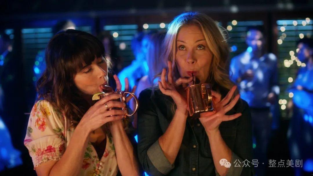 「致命女人」+「大小謊言」，Netflix的「死生之交/麻木不仁」一口氣刷10集！