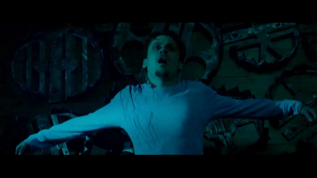 R級cult神作《夜魔/搜屍魔前傳》，90多分鐘全是高能！