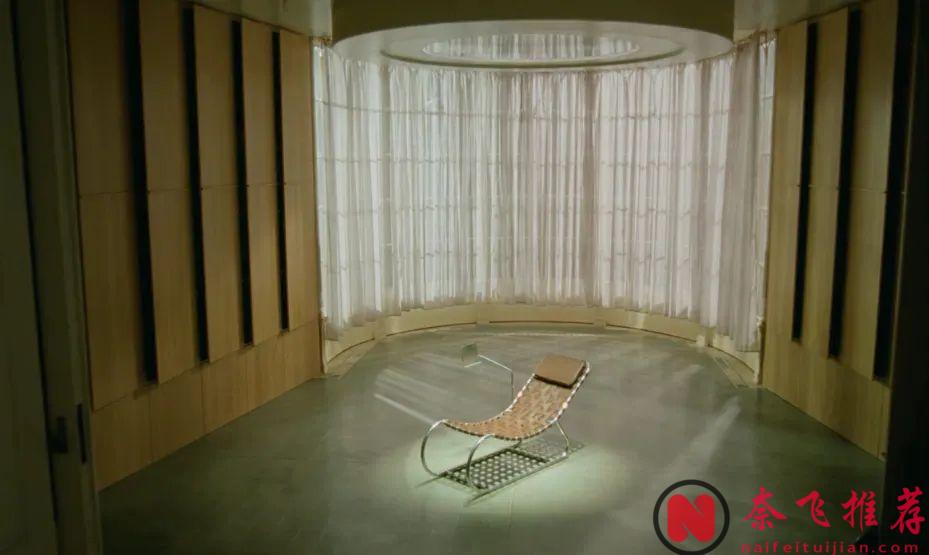 自由的幻象，这部年度最佳《粗野派/粗犷派建筑师》剧情设定真牛！