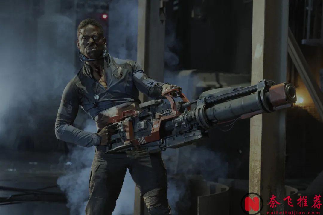 Netflix的这部《异星战境》初看是一部超级大片，回头再看却是部超级大烂片！