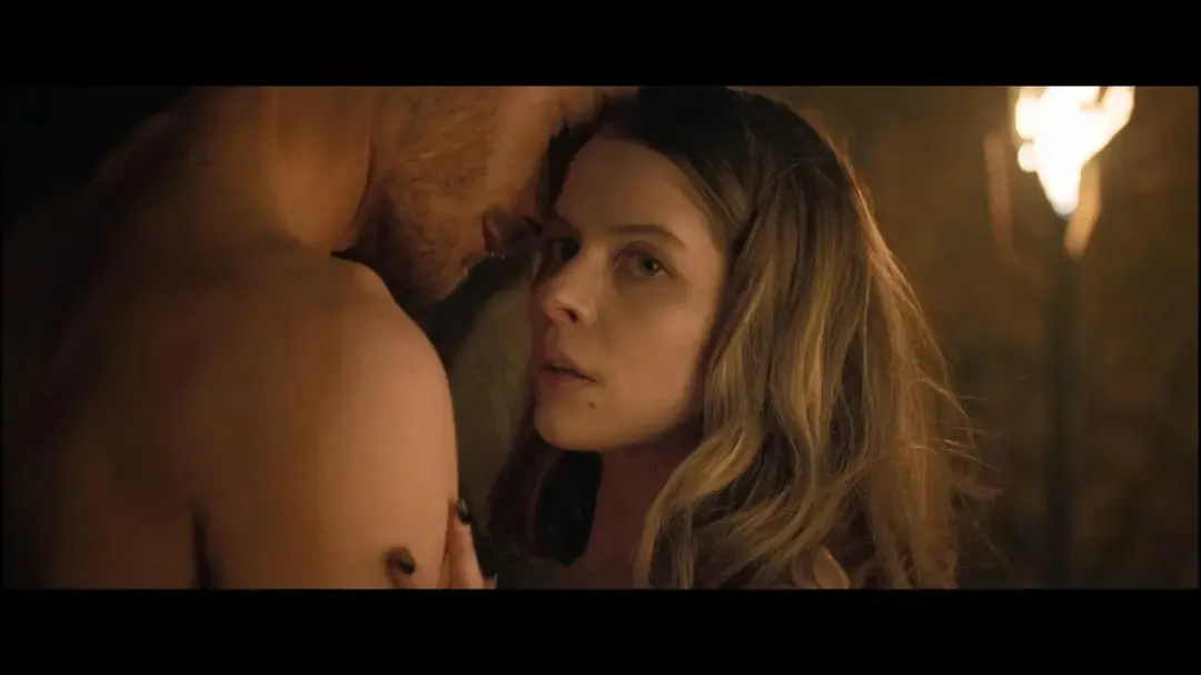 俄羅斯生猛新片《黑暗的反射》，快進只為看顏值和尺度