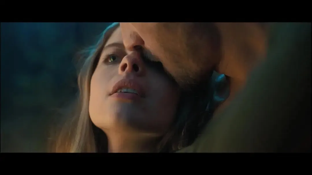 俄羅斯生猛新片《黑暗的反射》，快進只為看顏值和尺度