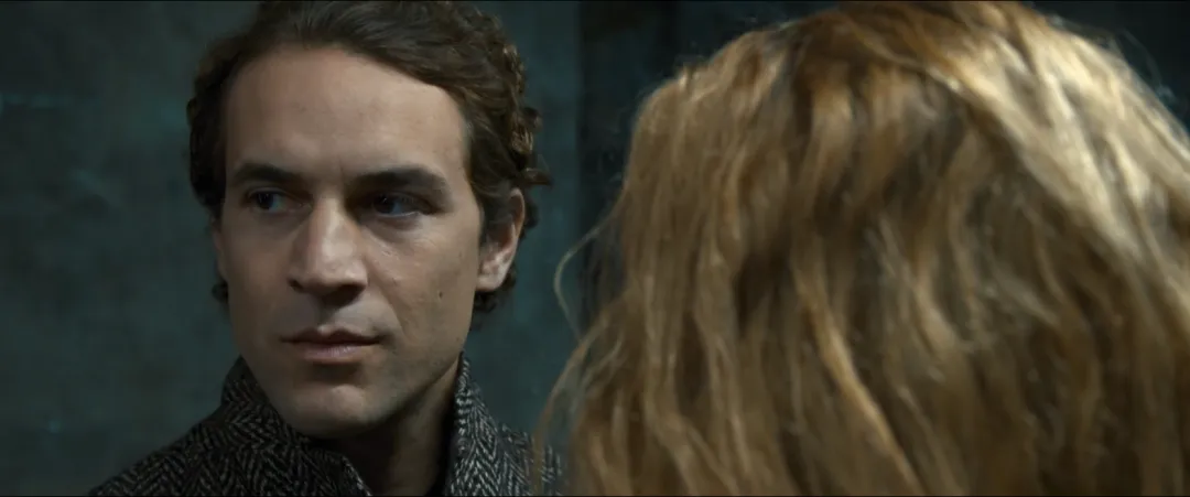 意大利尺度谍战剧《堡垒：戴安娜》已上线，这美女特工太飒了！