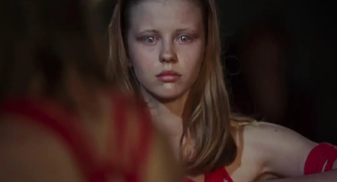 不止于破尺度的《X/恐怖X档案》，女主米娅·高斯5部影视作品推荐，每部都是经典