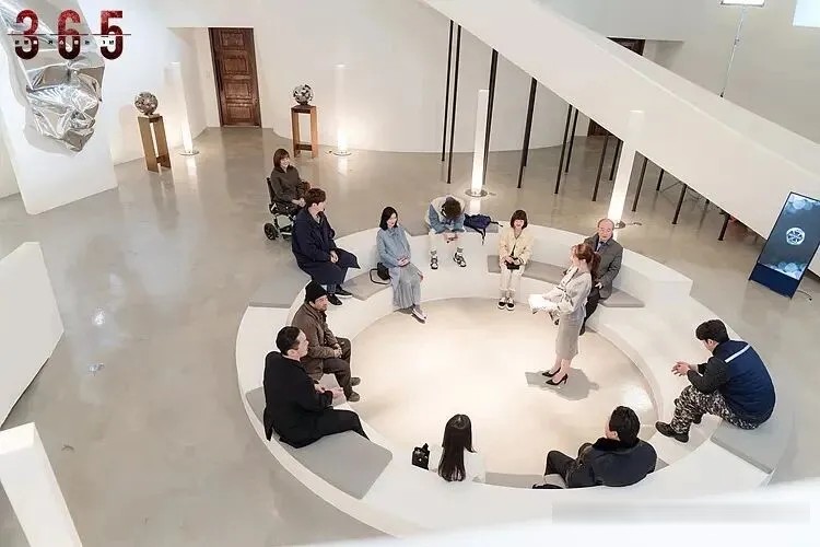 韩剧《365：逆转命运的一年》：十个人回到一年前，然后开始死亡