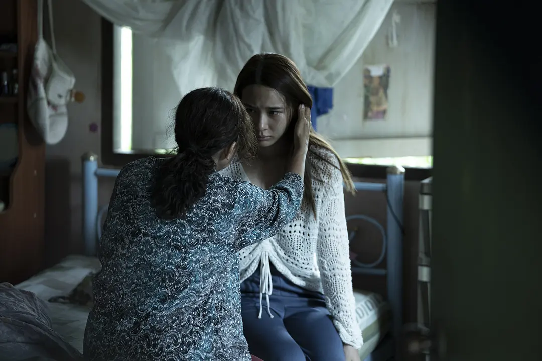 神秘诅咒降临！5部让人毛骨悚然的恐怖电影