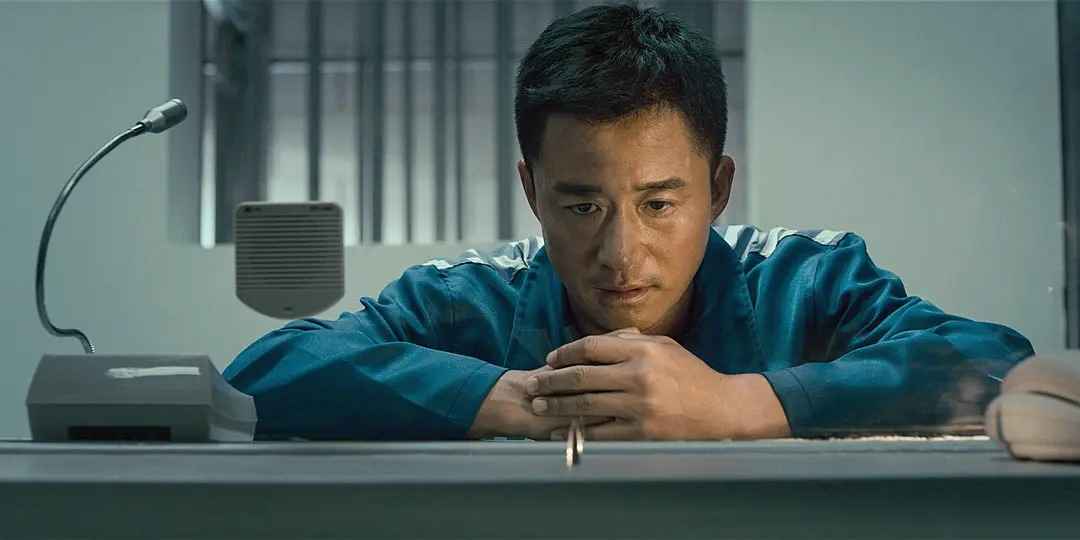 大陆电影史上票房前十的电影排行。网友：有些电影就是免费也不想看，不知道为啥票房那么高！