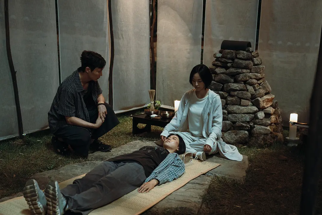 Netflix韩国校园恐怖剧《夺命许愿/为了纪念》，坐等上线