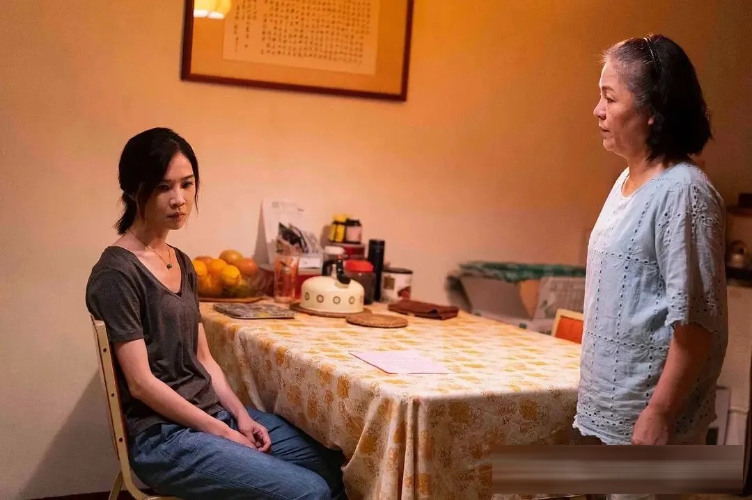台剧《四楼的天堂》:黄秋生搭谢盈萱,用推拿疗愈生命之重