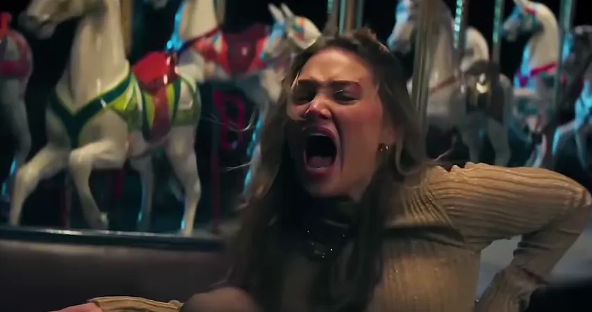 2025美國最新R級恐怖爽片《情人節大逃殺/腥心眼》，單身黨的復仇日，丘位元開啟情侶獵殺局，誰能活到最後？