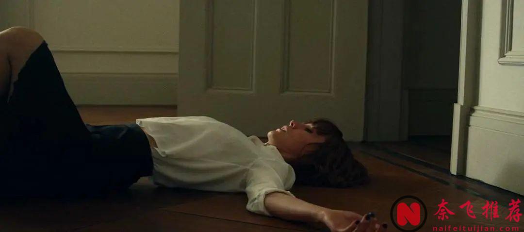 R級尺度，神顏暴擊，這部網飛爽劇《情劫/禁忌痴戀》的亮點讓你欲罷不能