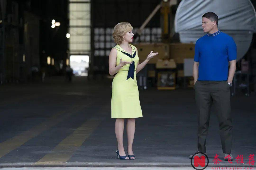 扒光美国底裤，寡姐拍出来了？