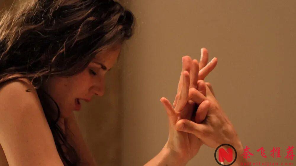 柏林盛夏的邂逅！德国短片《欲望酒店》太敢拍，直戳中年人真实心事