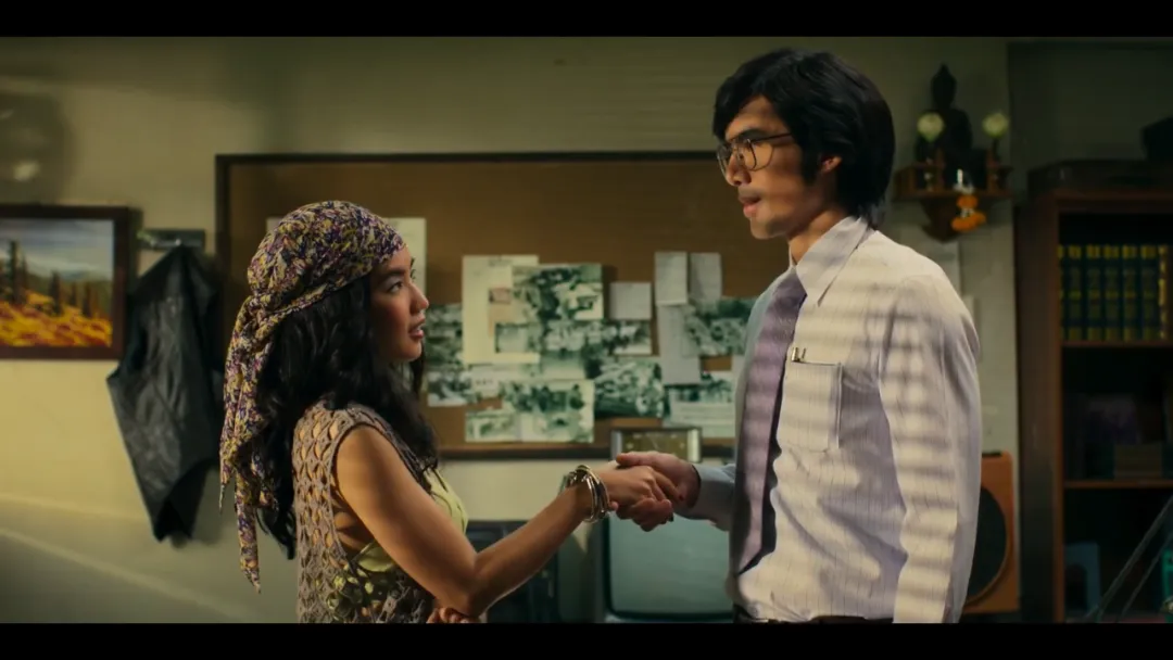 Netflix 泰国尺度剧《高潮医生》，一部发生在泰国七十年代末处理禁忌问题的故事