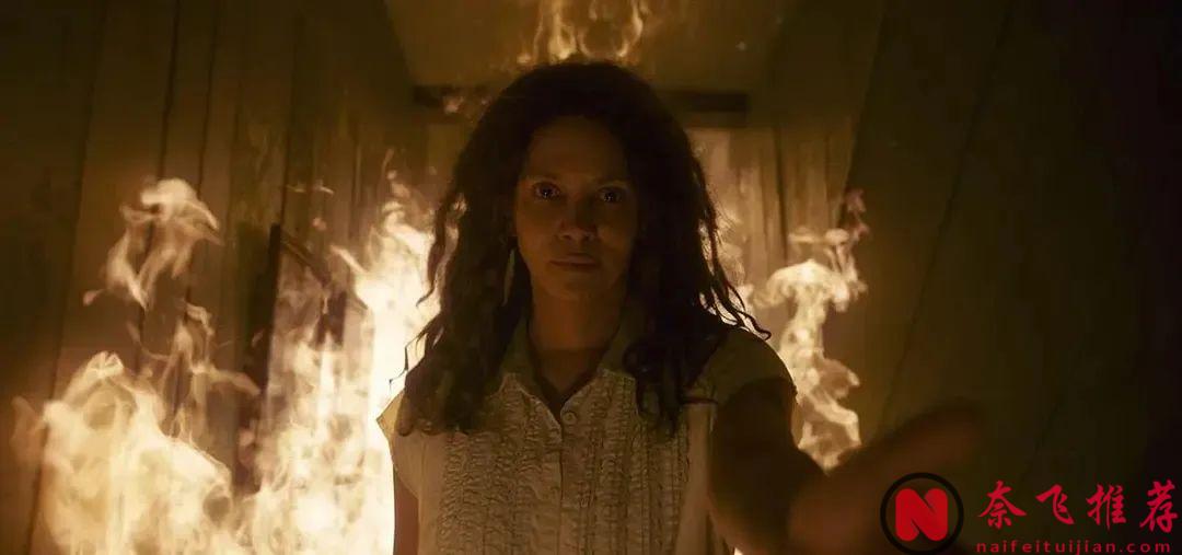 【避坑指南】聊聊近期上映的两部恐怖烂片《千万别松手》和《地狱男爵：歪曲人》！