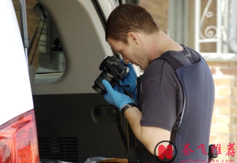 犯罪剧的里程碑之作《火线/警网》，是最真实、复杂的美剧之一