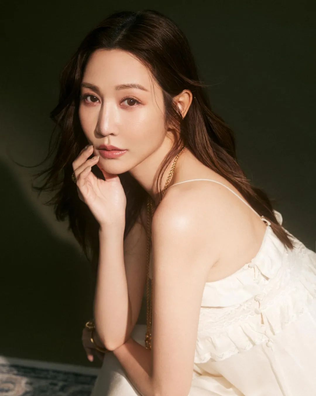 她，是臺劇「惡女」，被斷言一輩子都拿不了獎，卻努力轉型，連拿2影后，終獲肯定